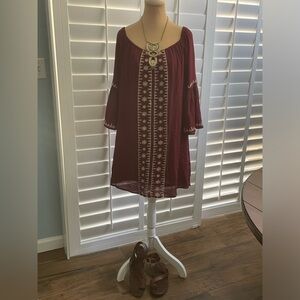 Flying tomato Boho dress size medium burgundy/ cream embroidery